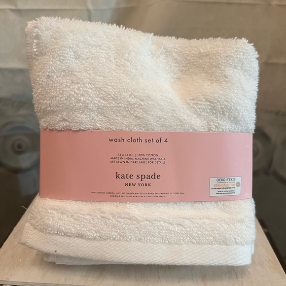 Kate Spade Wash Cloths - Picture 3 of 6